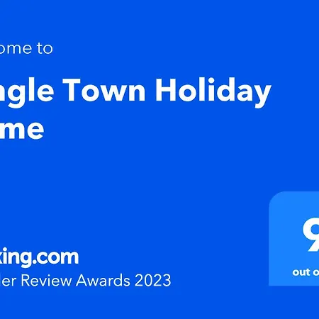 別荘 Town By Trident Homes